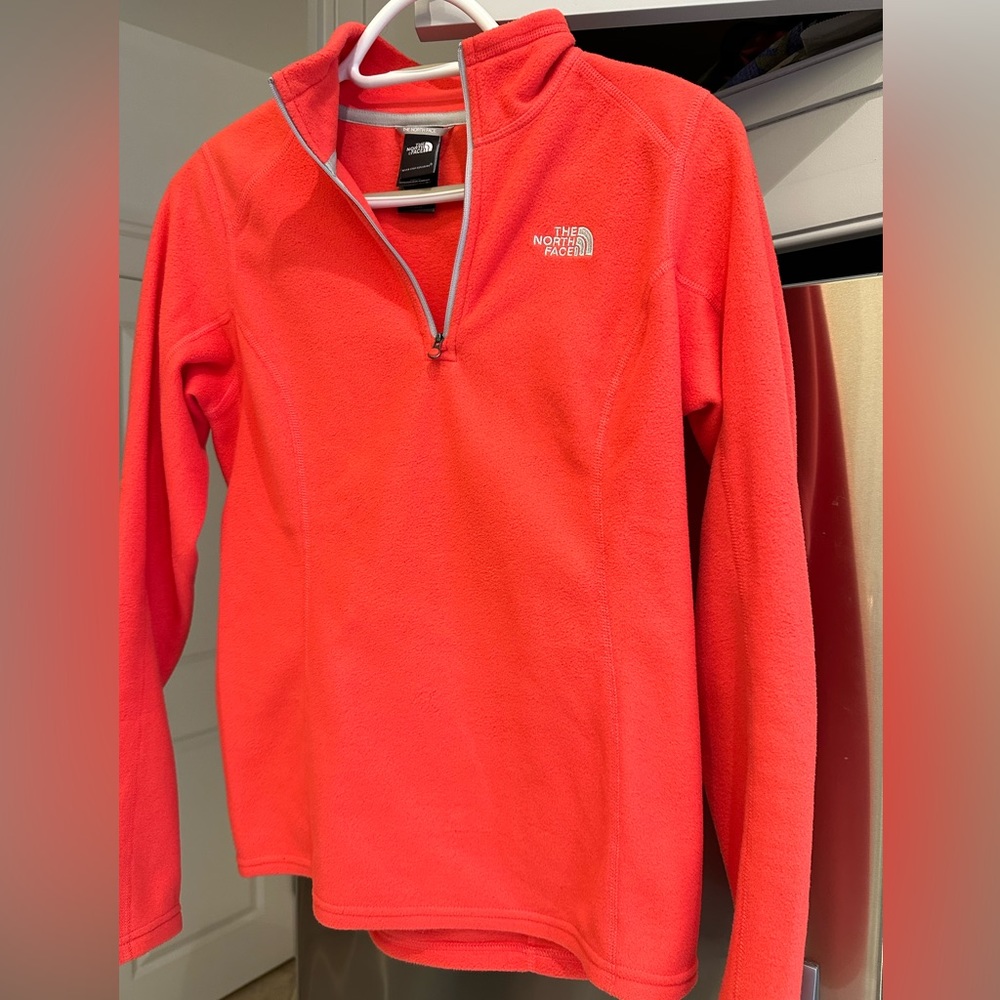 The North Face fleece 1/4 zip